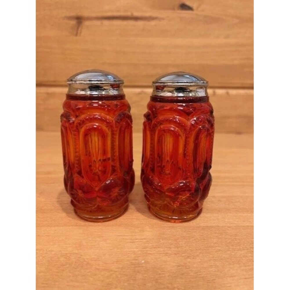 Vintage LE Smith Sun and Moon Salt & Pepper Shakers
